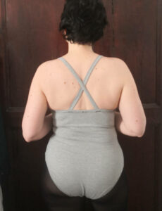 dos du body Ivonic en jersey gris