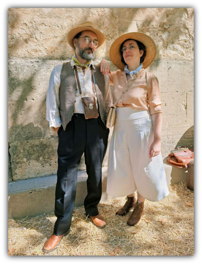 photo de couple en costume d'évocation années 1930