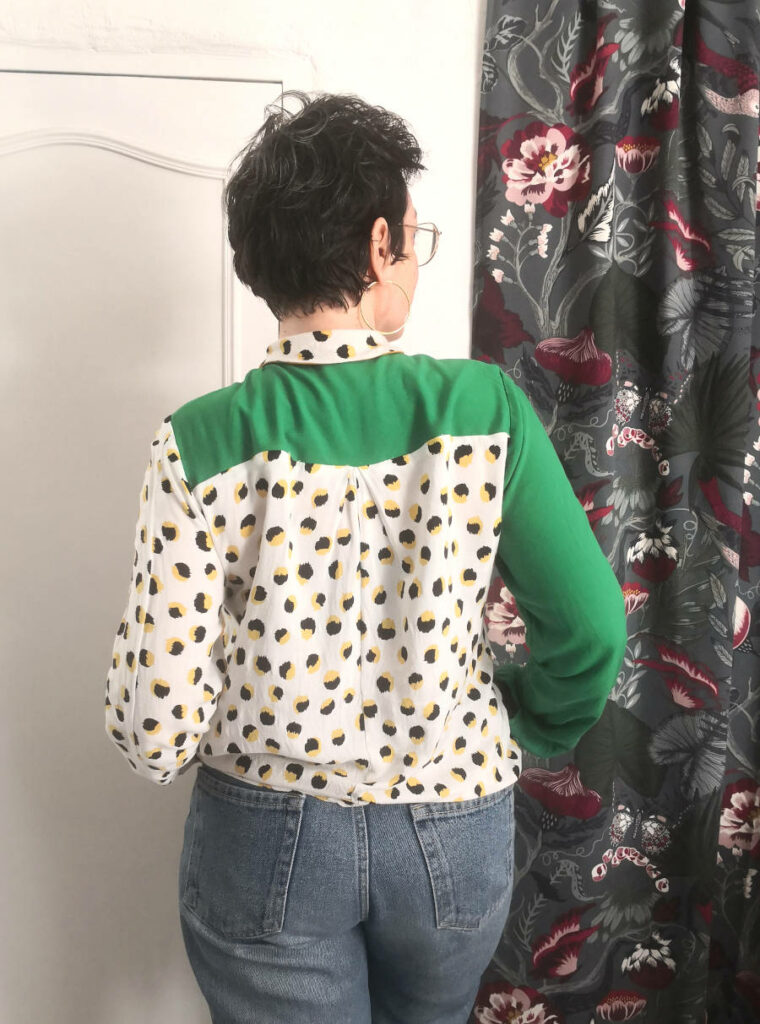 dos de la chemise Simona en chutes de viscose