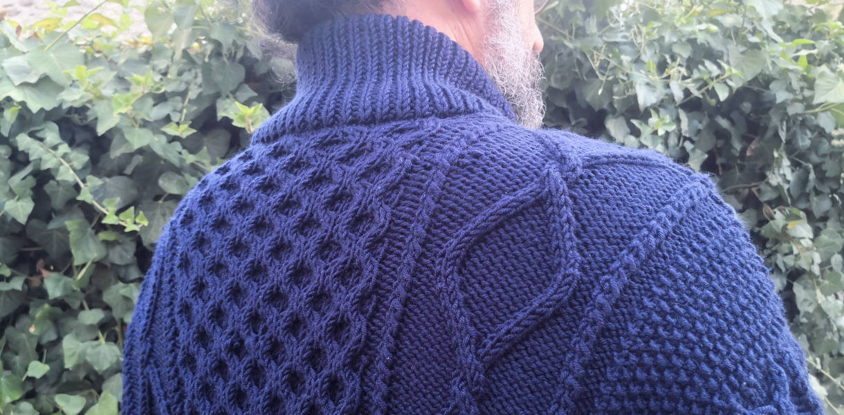 Dagmar Zipper Sweater Man enfin terminé - Lucie Choupaut