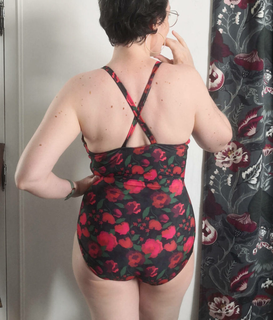 dos du maillot de bain une pièce
