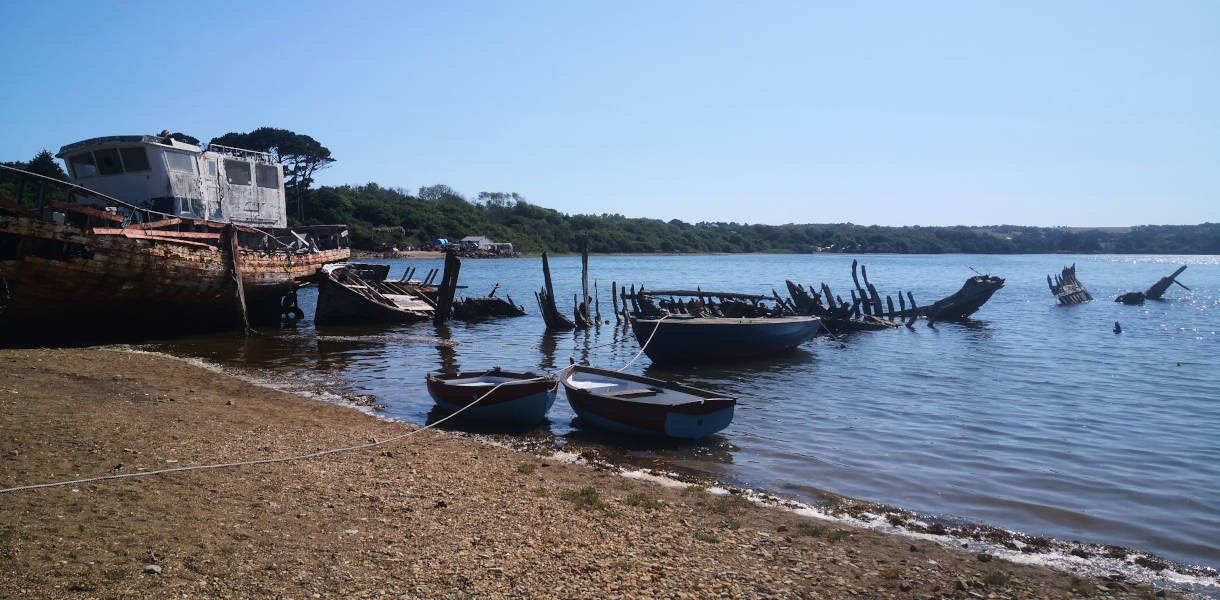 photo du cimetière de bateaux de la presqu'île de Crozon - Lucie Choupaut